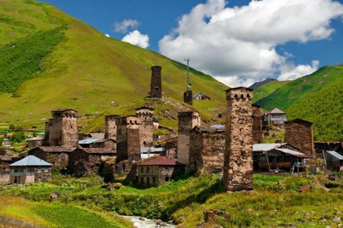Old Tower Guesthouse - Kafe Ushguli Exterior photo